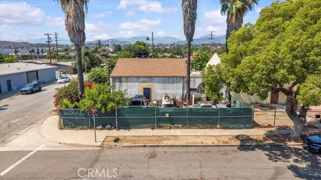 Pomona, CA 91766,1293 W 2nd Street