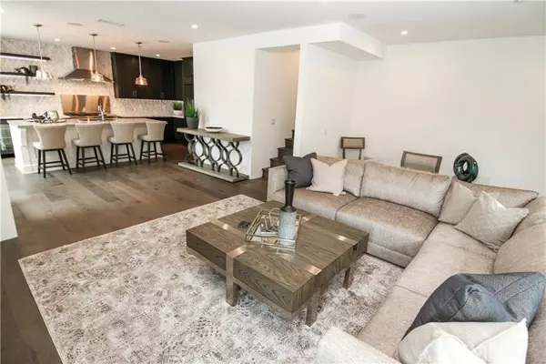 Laguna Beach, CA 92651,1055 Van Dyke Drive