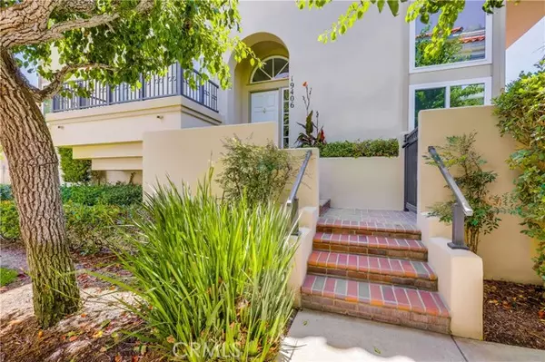 Huntington Beach, CA 92648,19406 Merion Circle