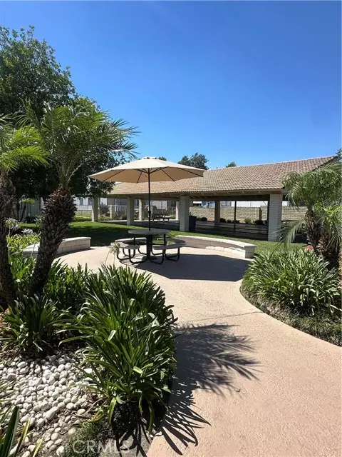 Fontana, CA 92336,7908 tokay Ave #108