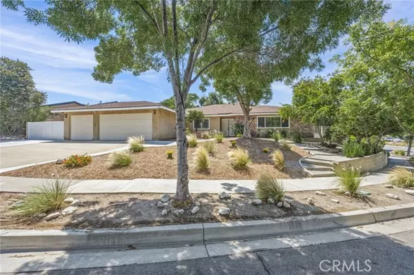 108 Limestone Road, Claremont, CA 91711