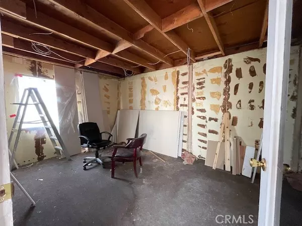 Ontario, CA 91761,803 E Holt Boulevard