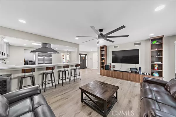 Covina, CA 91724,355 N Garsden Avenue