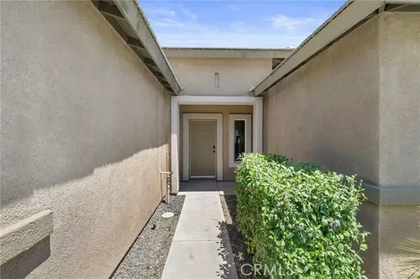 Banning, CA 92220,1037 Charles Street