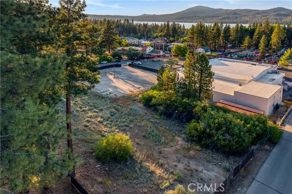 745 Stocker Road, Big Bear Lake, CA 92315