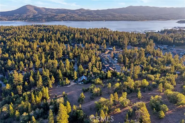 Big Bear Lake, CA 92315,40229 Beverly Lane