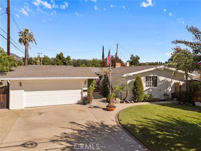 202 S Elwood Avenue, Glendora, CA 91741