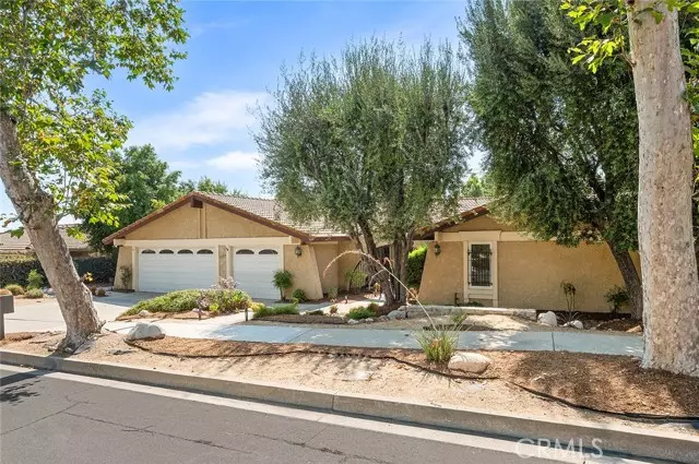 Claremont, CA 91711,2123 Bonnie Brae Avenue