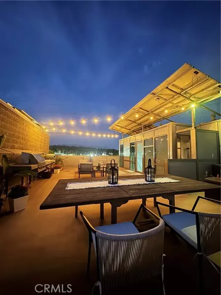 3240 Casitas Avenue, Los Angeles, CA 90039