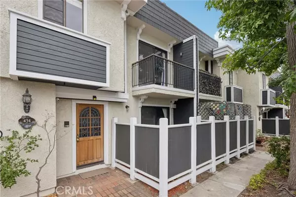 434 S Los Robles Avenue #4, Pasadena, CA 91101