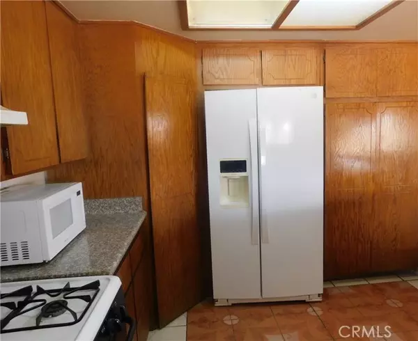 California City, CA 93505,9049 Aspen Avenue