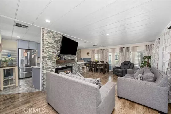 Chino, CA 91710,12400 Cypress Avenue #25