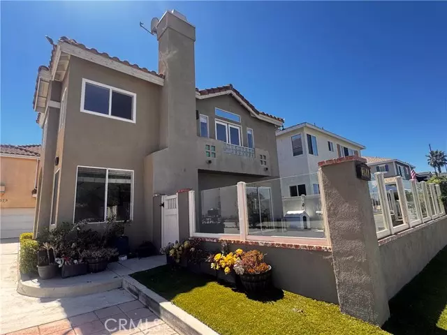 379 Monte Vista Avenue #A, Costa Mesa, CA 92627