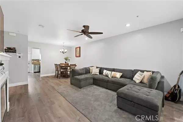 Azusa, CA 91702,707 S Azusa Avenue #B