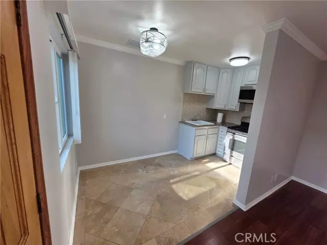 208 W 90th Street #3, Los Angeles, CA 90003