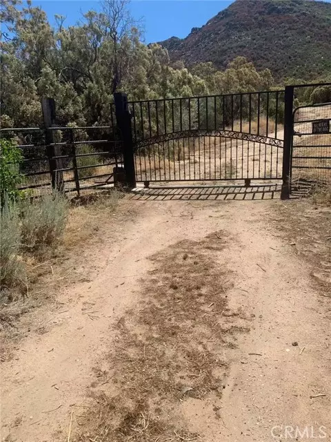 Anza, CA 92539,57775 Running Spring Road