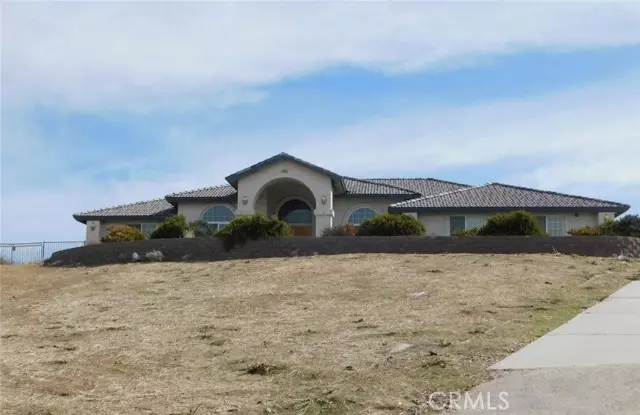 6989 Buffalo Road, Hesperia, CA 92344