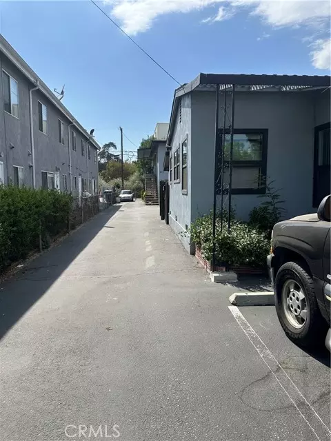 Los Angeles, CA 90042,250 S Avenue 55 #4