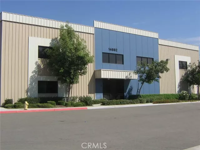 14662 El Molino Street, Fontana, CA 92335