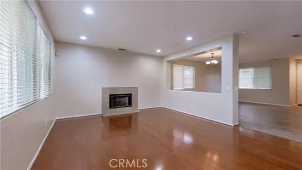 Fontana, CA 92336,5916 Wilshire Drive