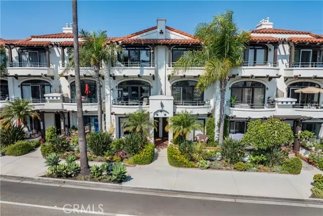 4257 E Ocean Boulevard, Long Beach, CA 90803