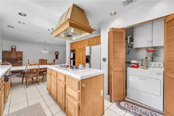 Walnut, CA 91789,1732 Silvercrest Way