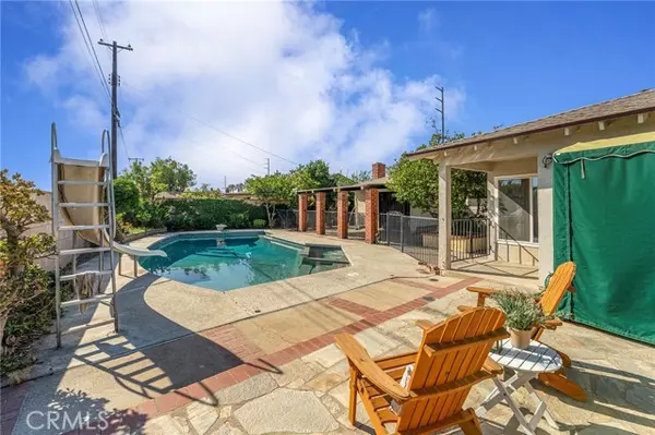 San Dimas, CA 91773,562 E Allen Avenue