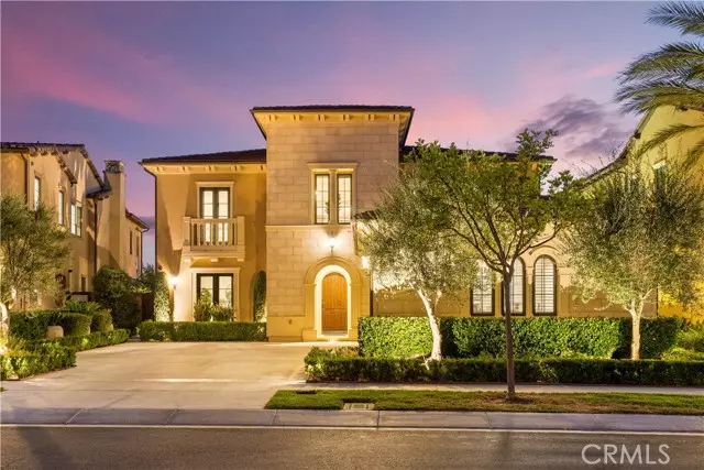 Irvine, CA 92602,212 Clear Falls