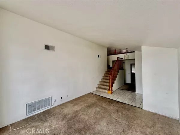 Victorville, CA 92395,18286 Lakeview Drive