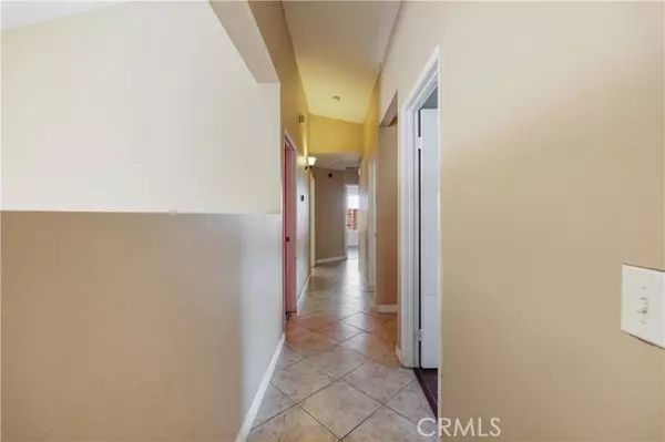 Adelanto, CA 92301,14820 REDWOOD Street