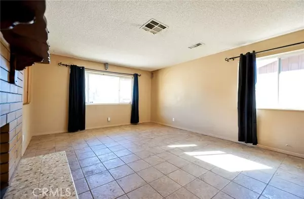 San Bernardino, CA 92404,6934 Rogers Lane