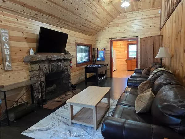 Big Bear Lake, CA 92315,344 Edgemoor Road