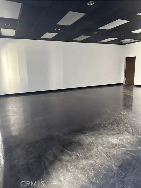 Apple Valley, CA 92308,21065 Bear Valley