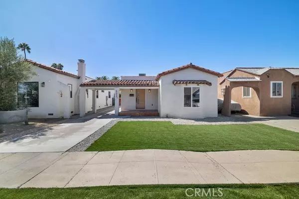 6327 5th Avenue, Los Angeles, CA 90043