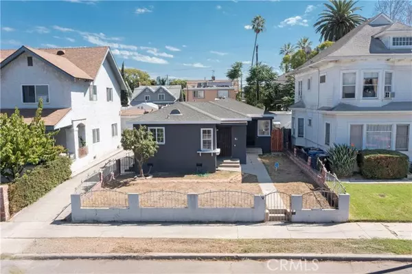 1676 S Ardmore, Los Angeles, CA 90006