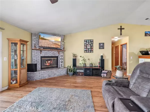 7697 Montrose, Hesperia, CA 92345