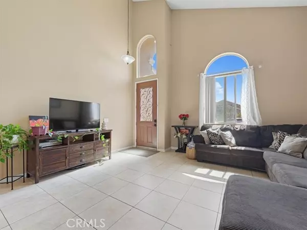 Riverside, CA 92503,8731 Metta Cir