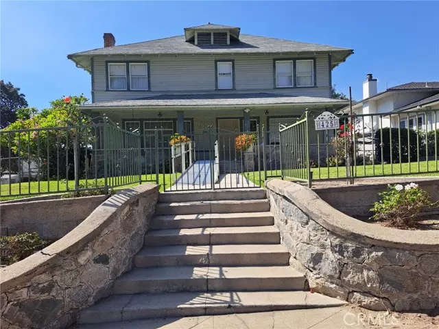 425 N Canyon, Monrovia, CA 91016