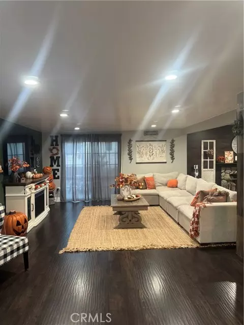 Fontana, CA 92336,7620 Catawba Court