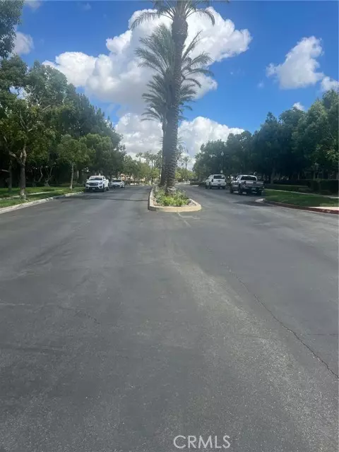 Fontana, CA 92336,15723 Parkhouse #6