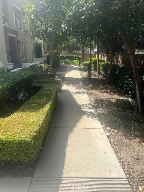 Fontana, CA 92336,15723 Parkhouse #6