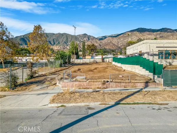 Altadena, CA 91001,75 W Palm Street