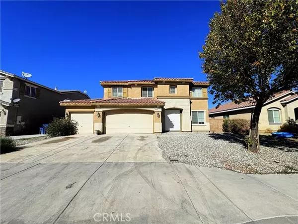 2709 E Avenue J4, Lancaster, CA 93535