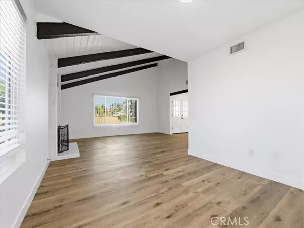 Redlands, CA 92374,313 N Dearborn