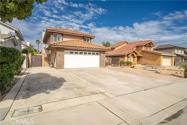 Fontana, CA 92336,17222 Fern