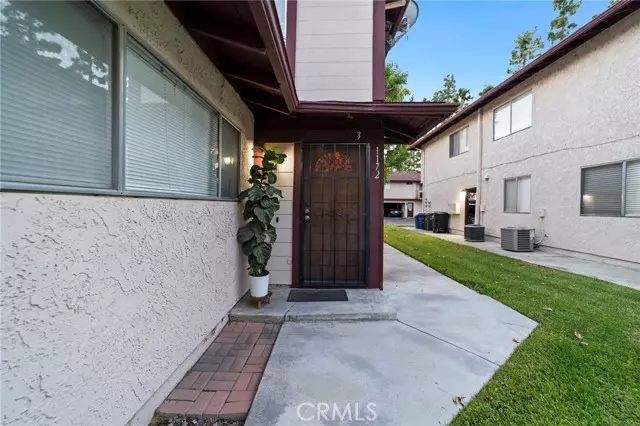 1172 W Calle De Las Estrellas #3, Azusa, CA 91702