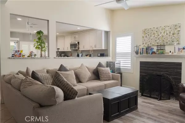 Riverside, CA 92506,2122 Trafalgar Ave