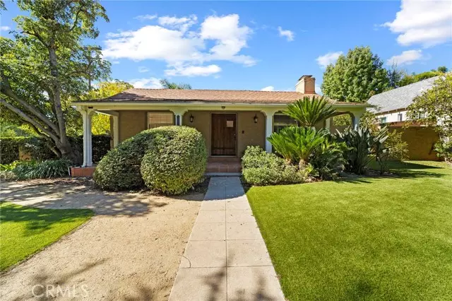 1697 N Allen, Pasadena, CA 91104