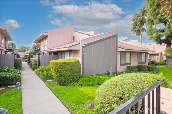 5317 N Barranca, Covina, CA 91722