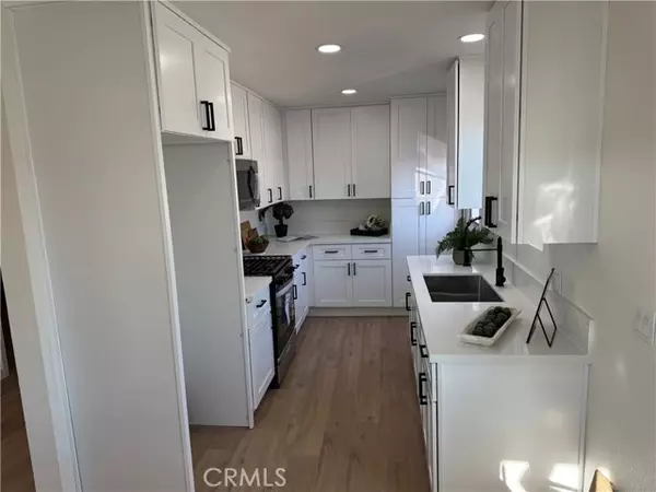 La Puente, CA 91744,16841 Main Street